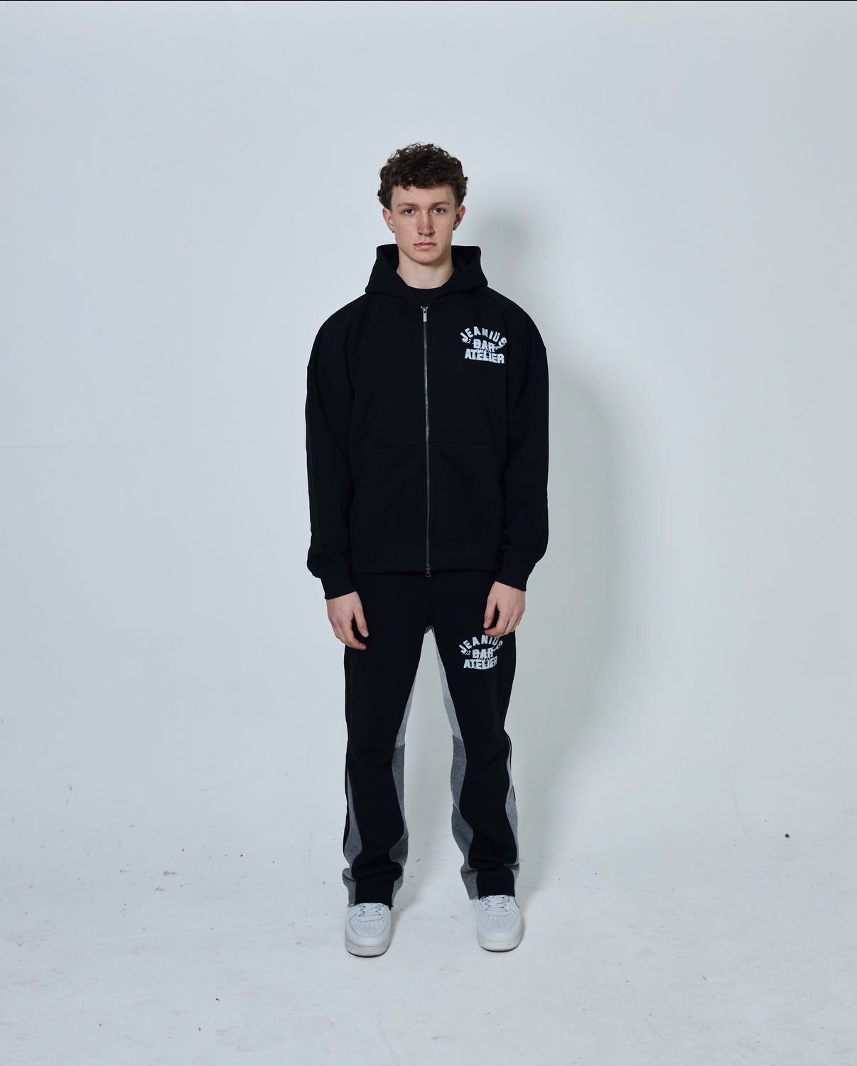 JEANIUS X MEET UP PARIS ZIP UP HOODIE BLACK