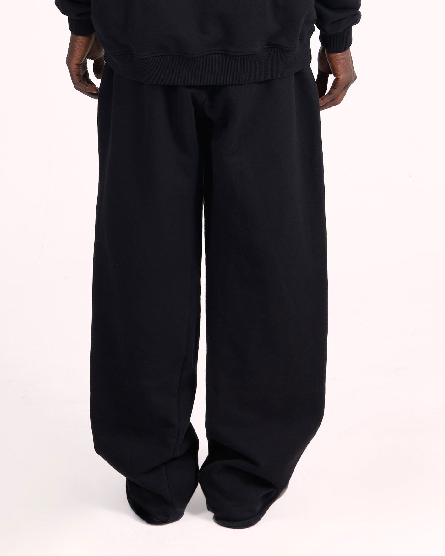 Tonal Baggy Sweatpants Black