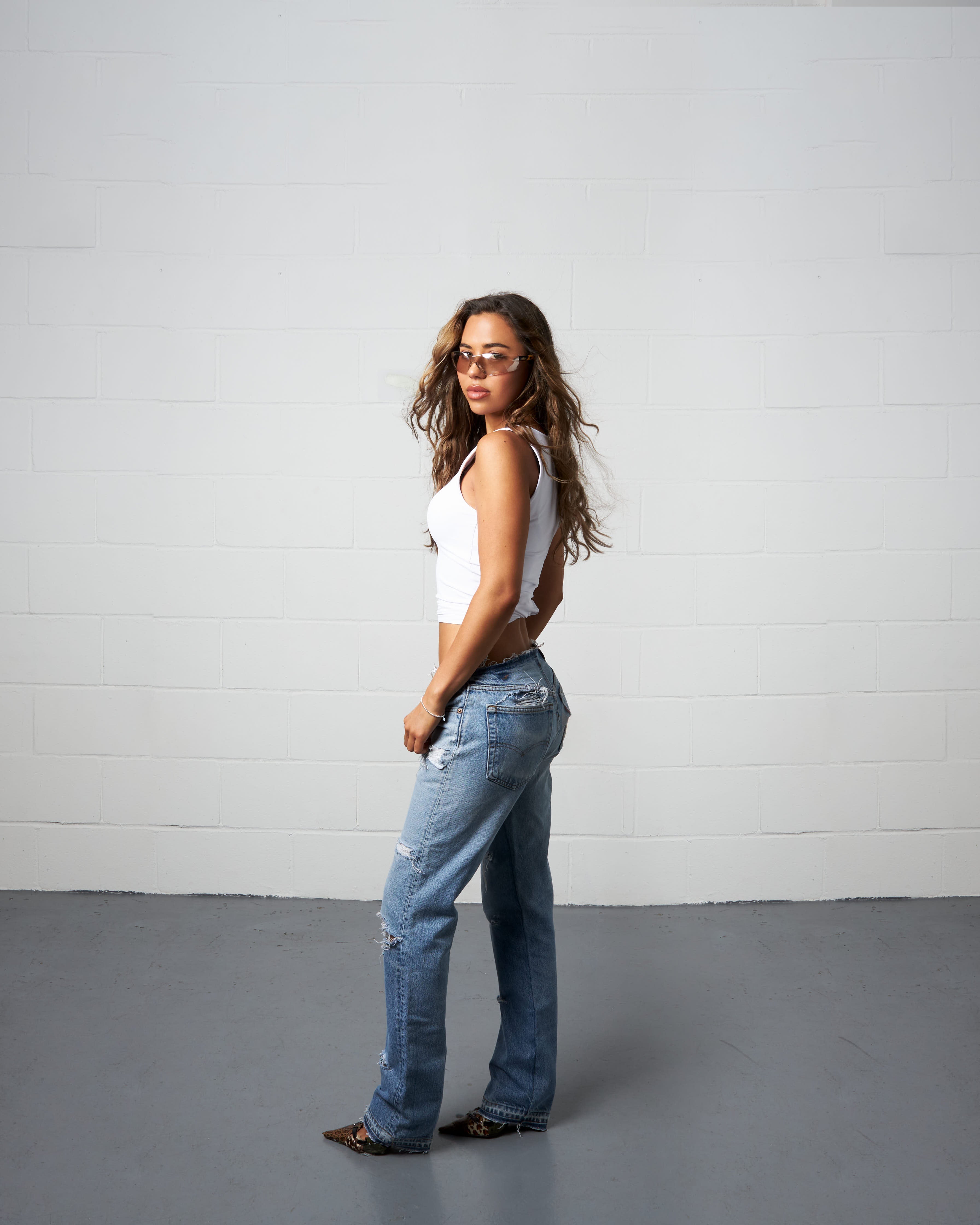 NO-WAIST PATCHED TRASHER DENIM-thumbmail-2