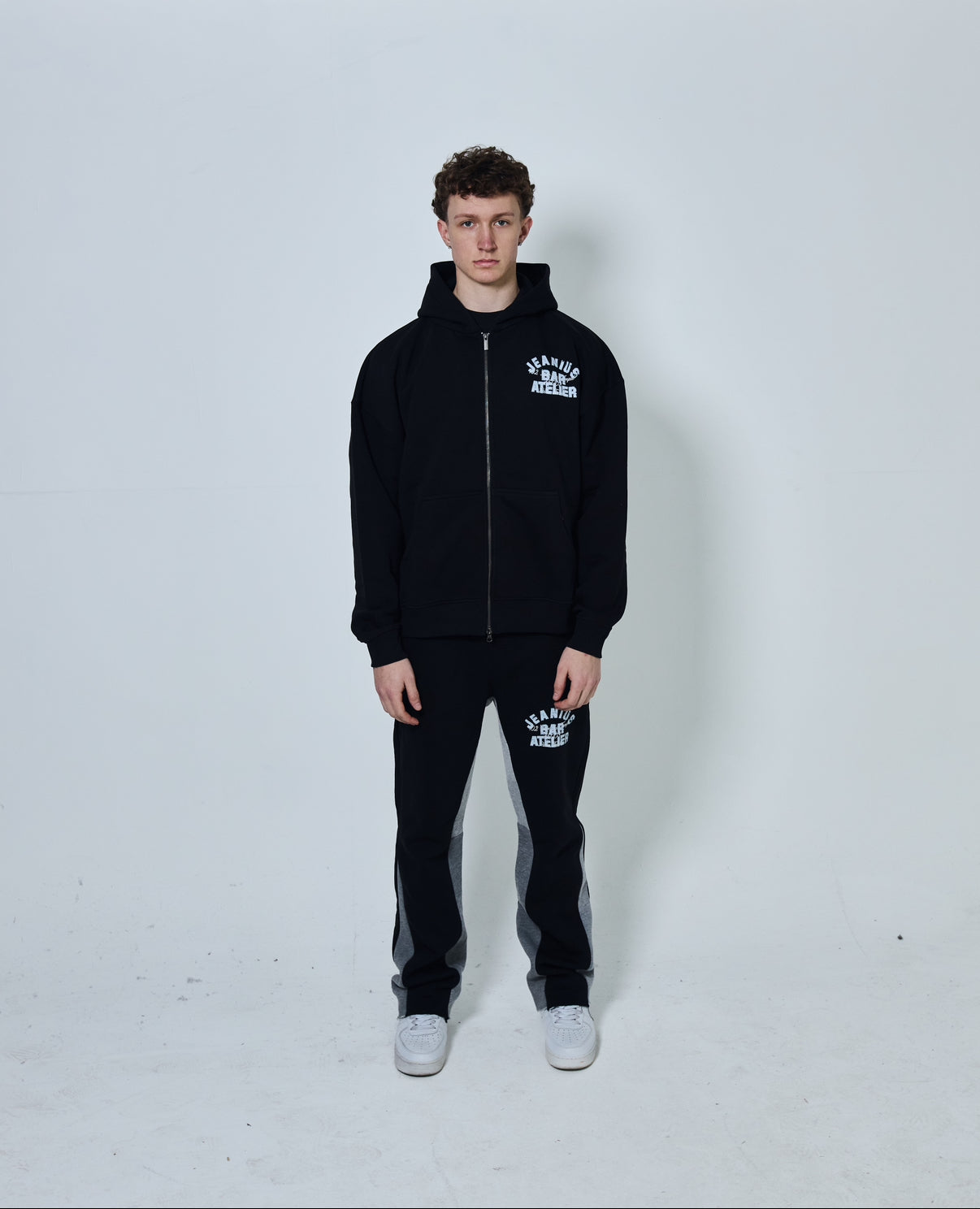 JEANIUS X MEET UP PARIS FLARE JOGGER BLACK